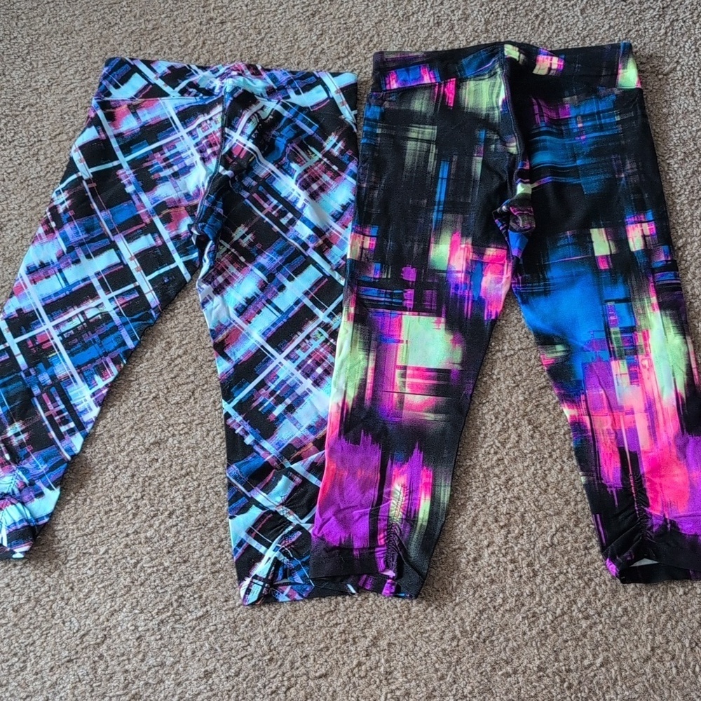 Calvin Klein Multicolor Patterned Leggings - Picture 6 of 6